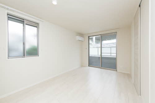 Ｓａｋｕｒａ　Ｓｕｉｔｅｓ 0102号-2