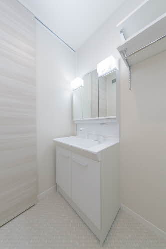 Ｓａｋｕｒａ　Ｓｕｉｔｅｓ 0102号-7