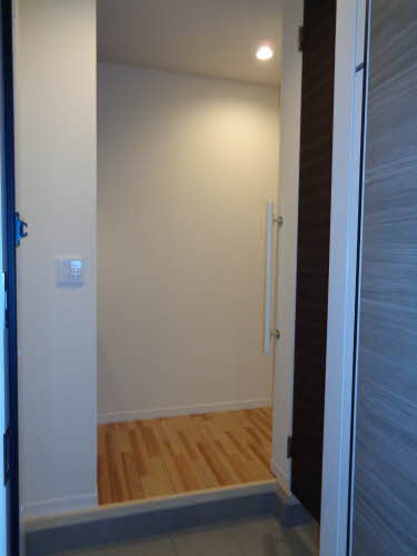 Garden Court 和 0105号-13