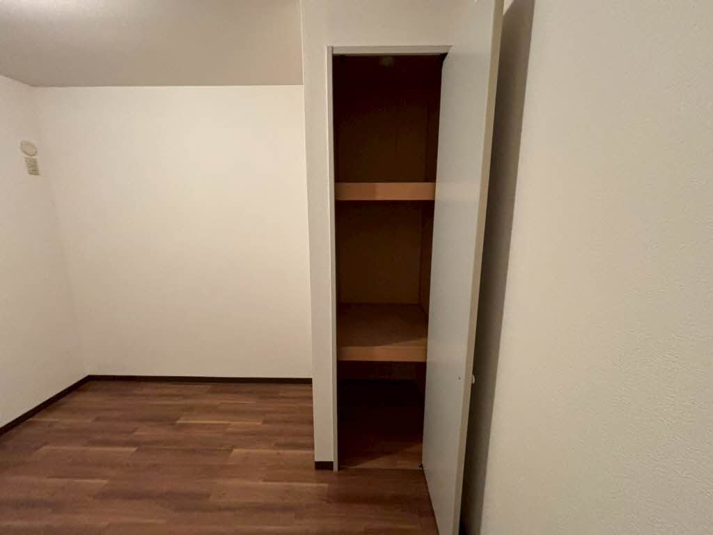 コート ジュネス 0103号-4