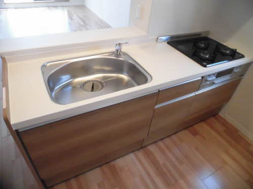 シャーメゾン　森河内西 0102号-3