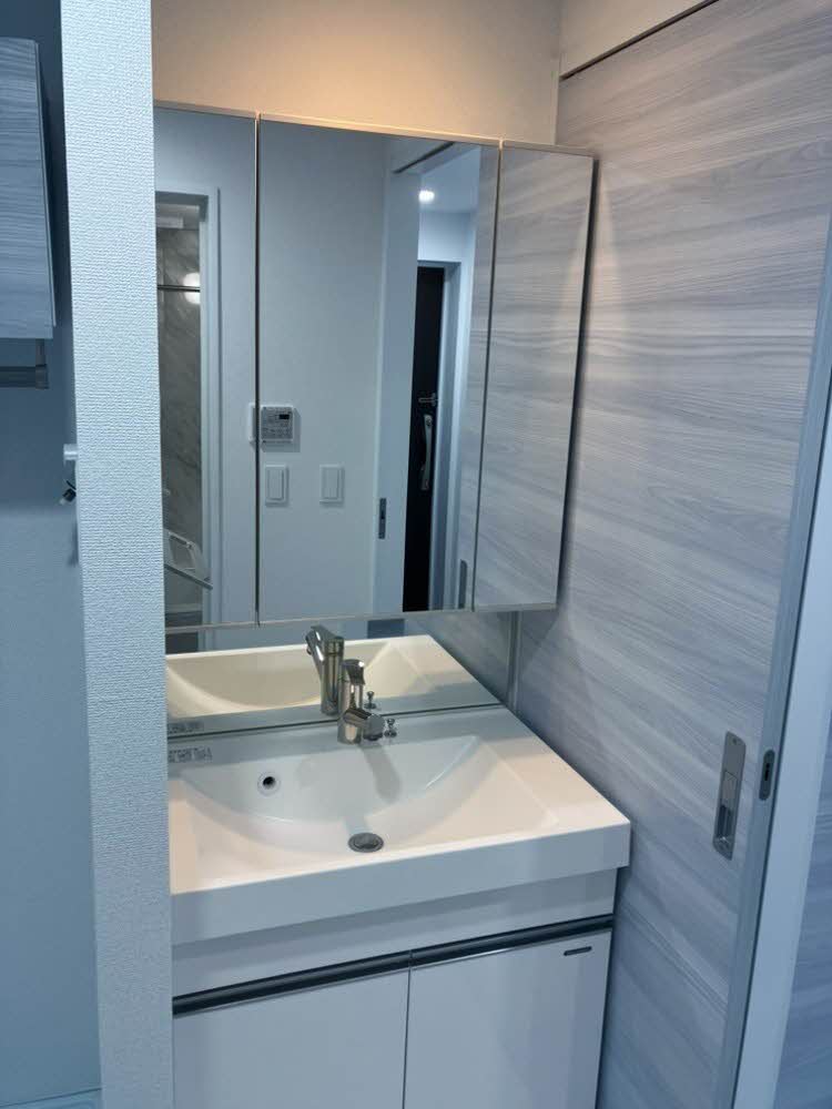 ｌｅ　ｃｈｅｎｅ　新大阪 0705号-11