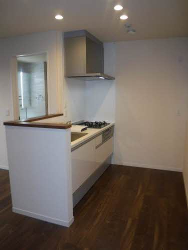 ルヴニール 0208号-2