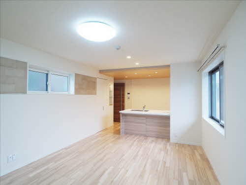 サニーコート春日 0102号-2