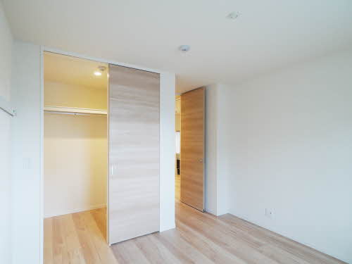 グランド・ソレイユ A棟 0102号-7