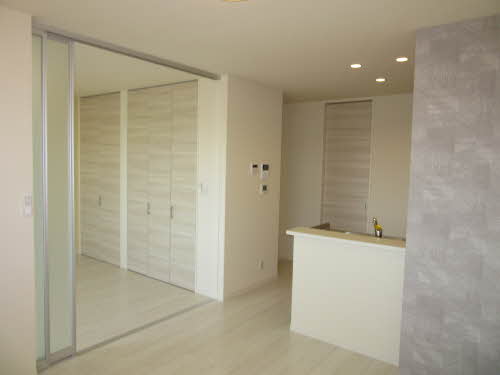 セントラル　レジデンス　Ⅲ 0201号-7