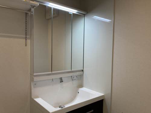 ＳｈａＭａｉｓｏｎ　ＳＯＬＵＴＩＯＮＳ　Ⅷ 0202号-7