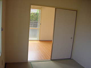 サンライフ南町 0101号-8