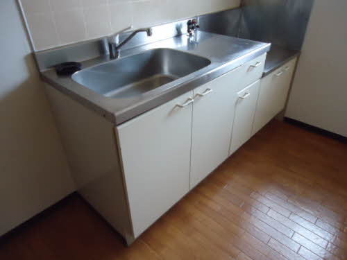 エスコートグリーン B202号-3