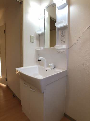 エスコートグリーン B203号-11