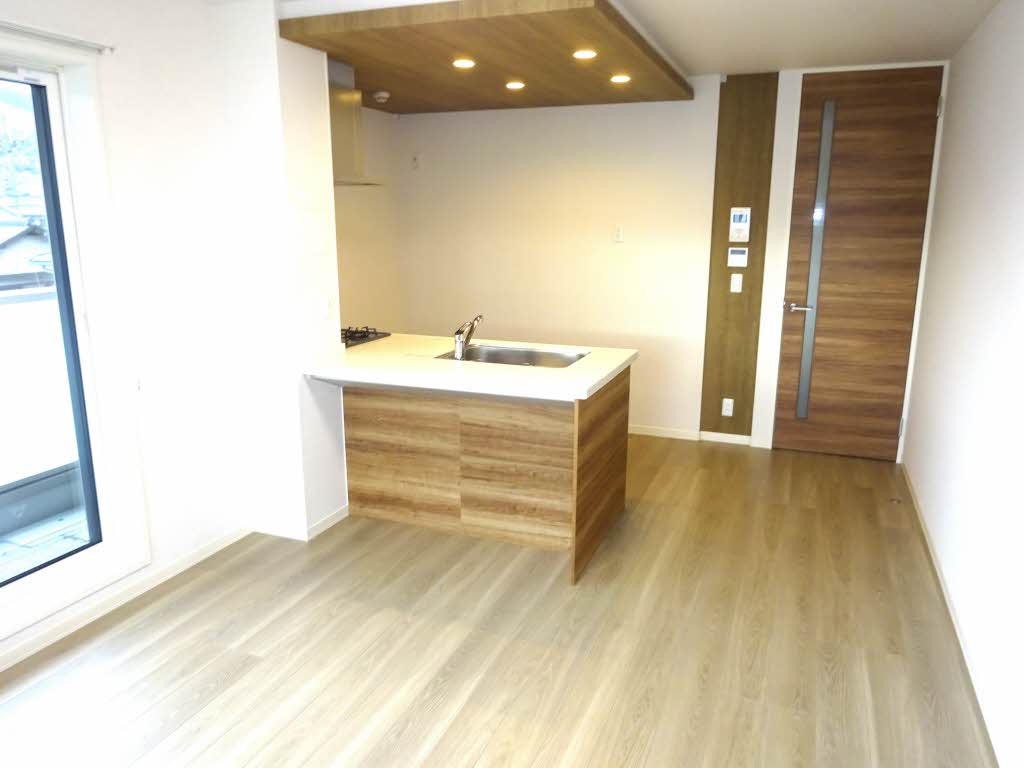 プレミアス大津京 0305号-2