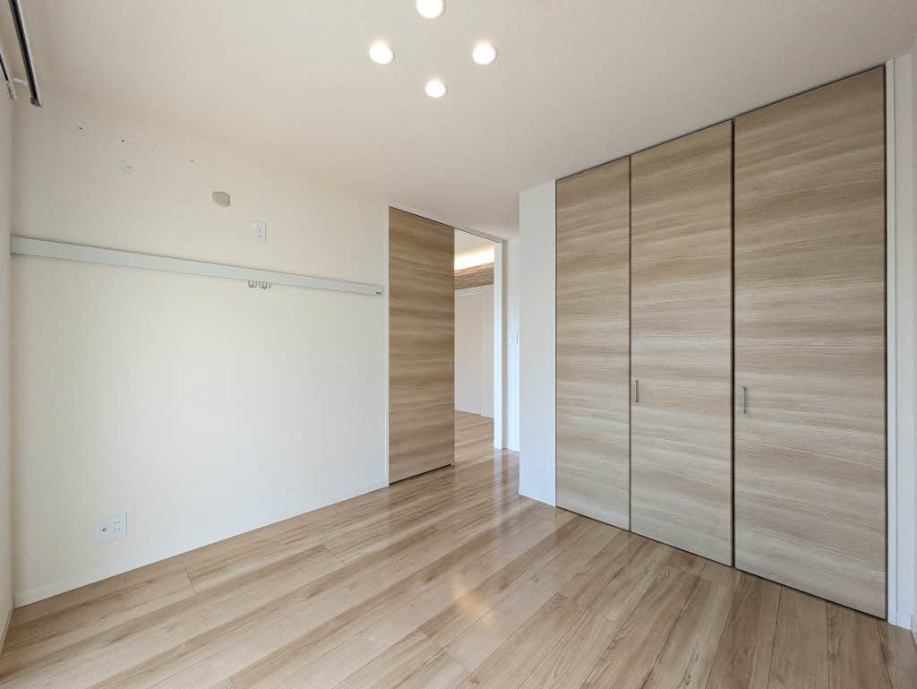 Ｐｕｒｅ　Ｇａｒｄｅｎｓ　Ｏｋａｍｏｔｏ 0102号-5