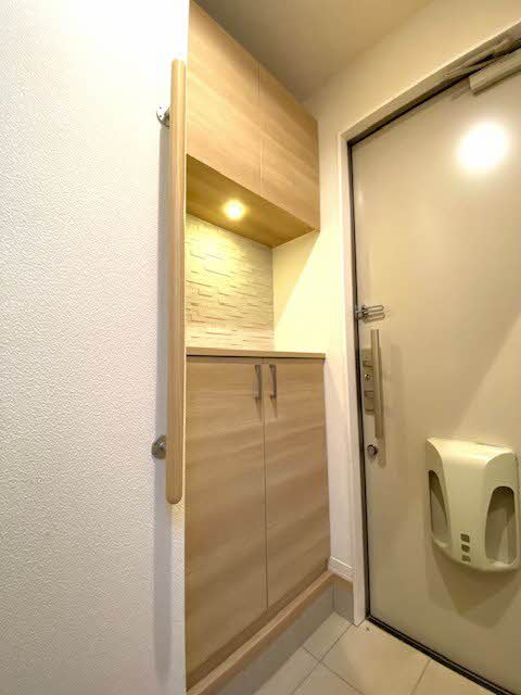 メゾン・ド・山本通 0201号-11