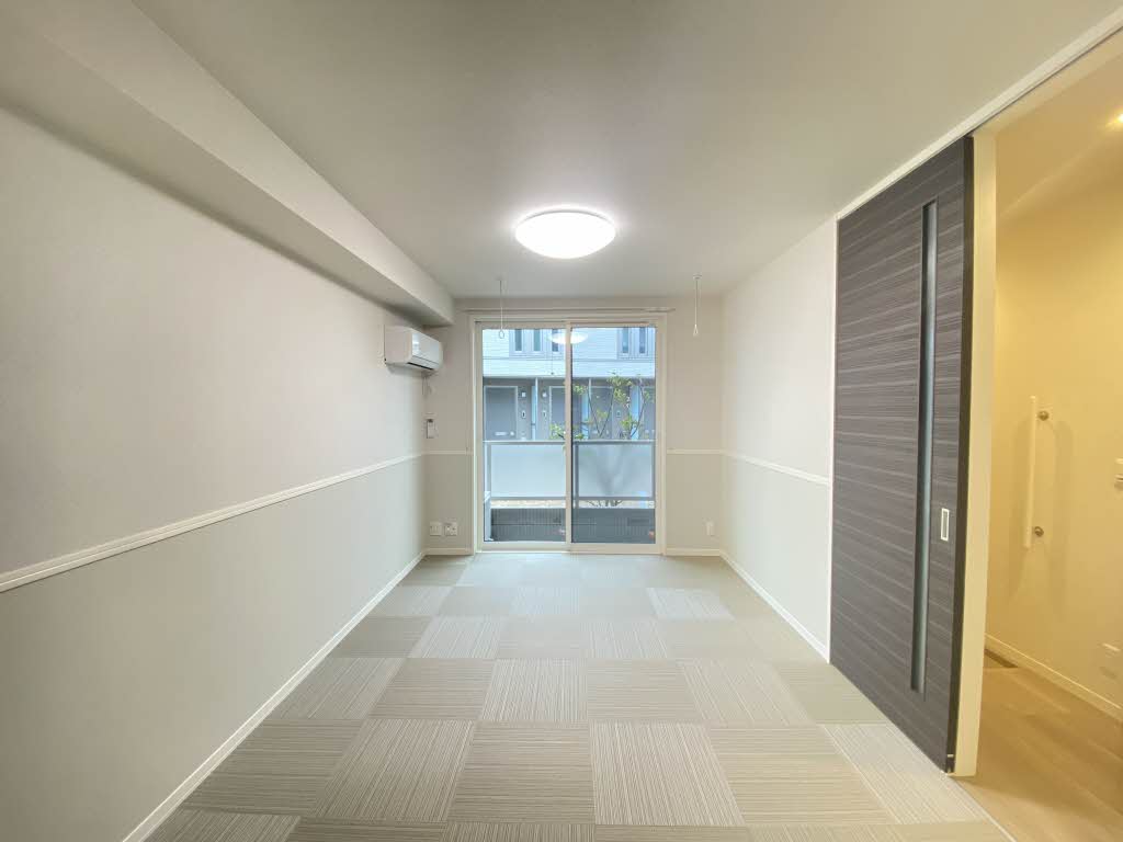 グランロシェ-E 0107号-2