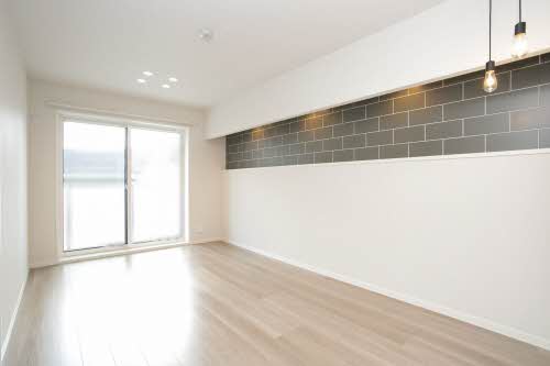 シャーメゾン　ストラーダ 0305号-2