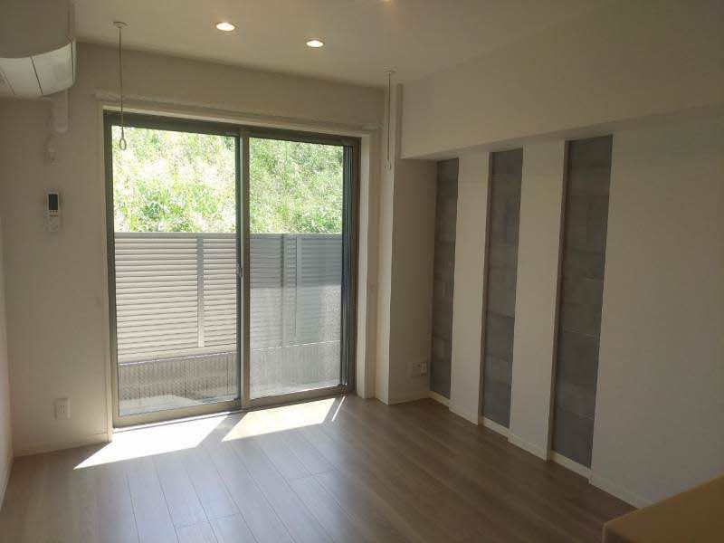 シャーメゾンレフィーノ 0102号-2