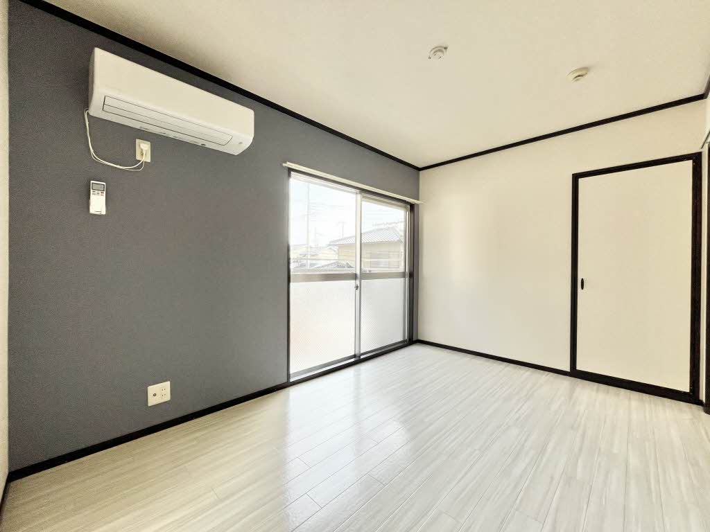 タウニィ山崎 0202号-3