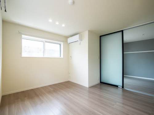 シャーメゾンガーデンズ陸ノ町 0201号-2