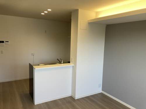 アール　ド　ヴィーヴル 0202号-3