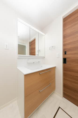 Ｓｈａｍａｉｓｏｎ　Ｌａ　Ｇｌｙｃｉｎｅ 0103号-7