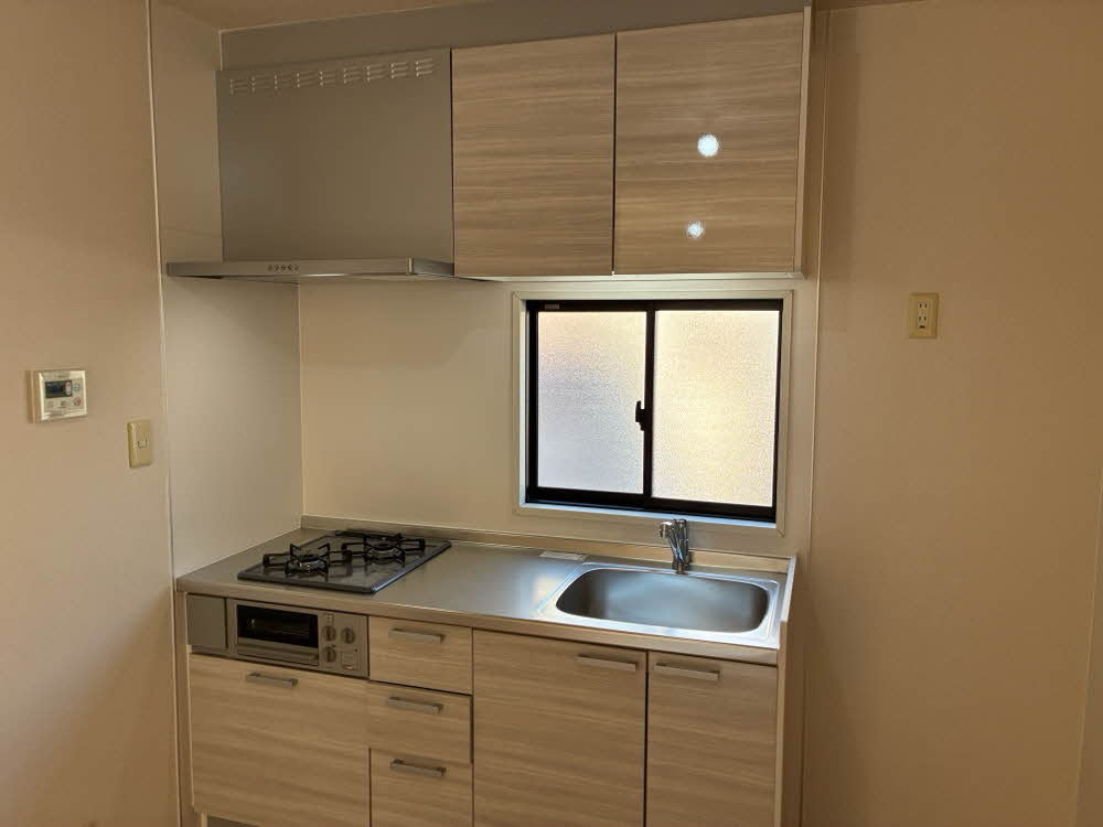 イースト　コート B202号-4