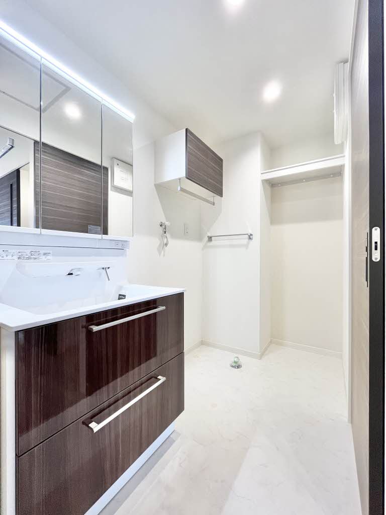 シャーメゾン　姫路Ｗ 0201号-9