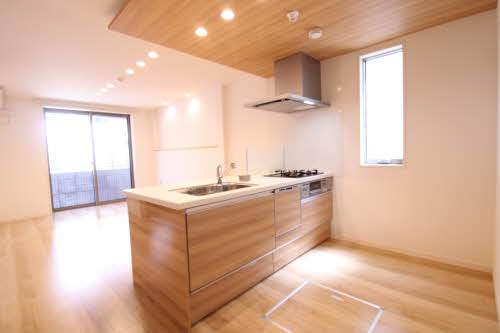 フローリス　コート 0102号-3