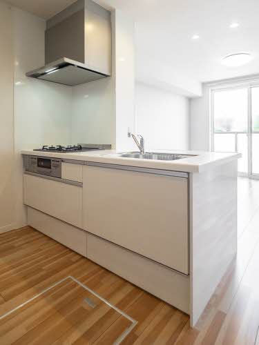 Ｓｈａ　Ｍａｉｓｏｎ　Ｃｌｏｃｈｅｔｔｅ 0102号-8