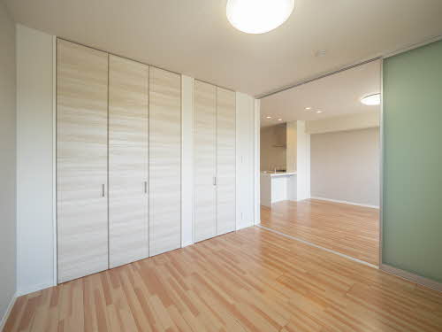 Ｓｈａ　Ｍａｉｓｏｎ　Ｃｌｏｃｈｅｔｔｅ 0102号-10