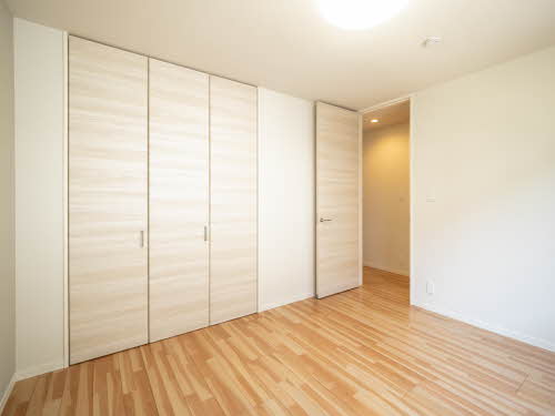 Ｓｈａ　Ｍａｉｓｏｎ　Ｃｌｏｃｈｅｔｔｅ 0102号-12