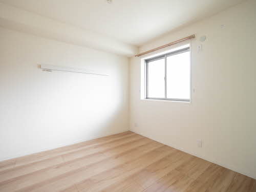 オカバ姫路青山シャーメゾン A102号-11