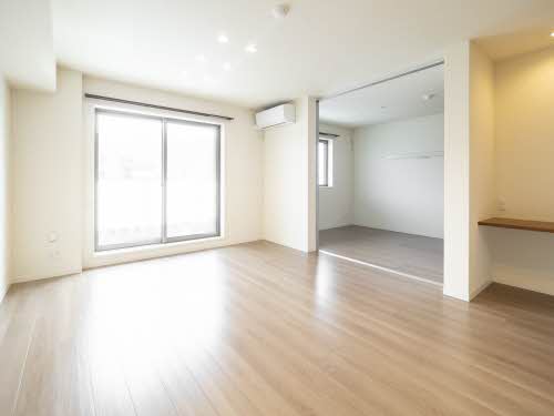 オカバ姫路青山シャーメゾン A305号-2