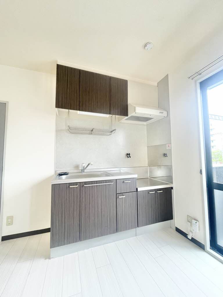 ディアス北条Ｄ・Ｅ E202号-6