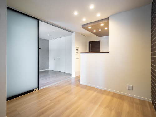 シャーメゾンガーデンズ　ＫＮＫ 0103号-2