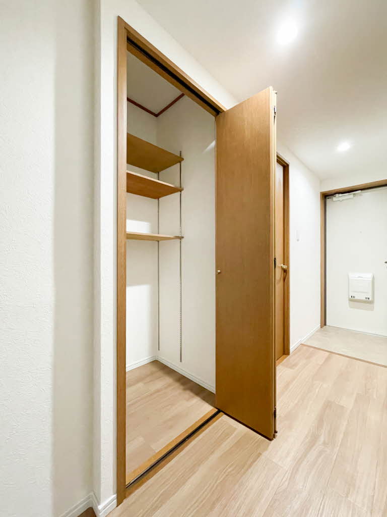 ヴィラ・ソレーユ高槻 0302号-12