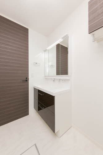 Ｃｈａｌｅｕｒ　江坂 0105号-8