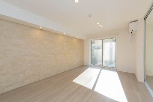 Ｃｈａｌｅｕｒ　江坂 0106号-2