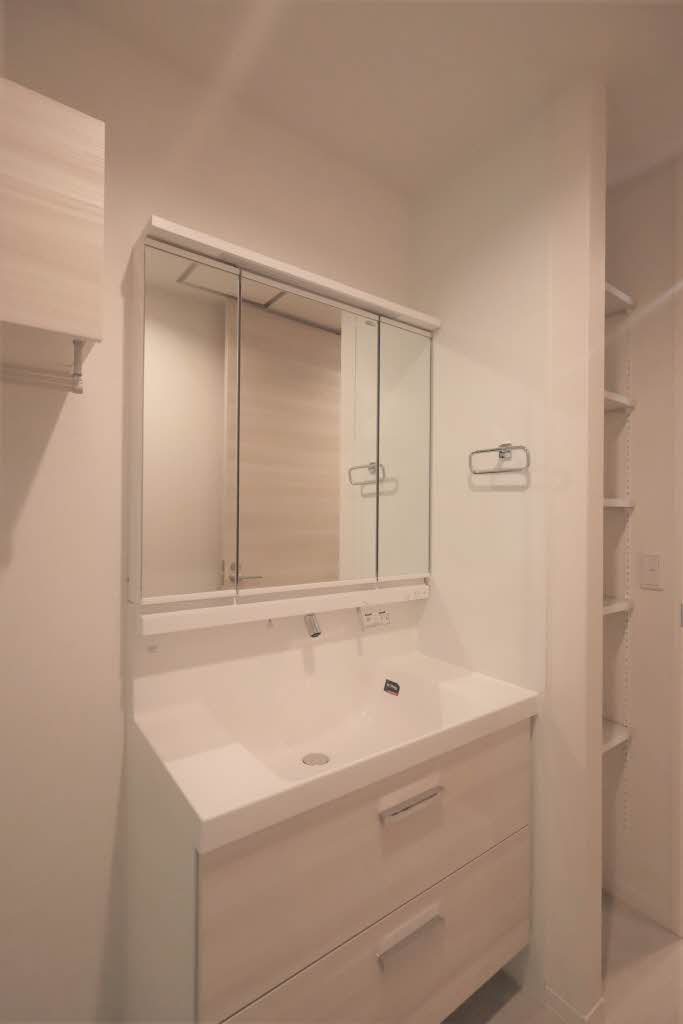 Ｃｈａｌｅｕｒ　江坂 0106号-8