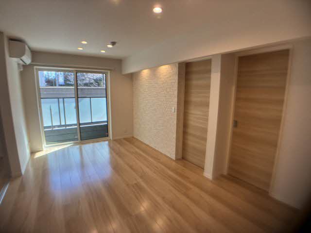 ｌａｌａ　ｅｉｄ　江坂 0103号-2