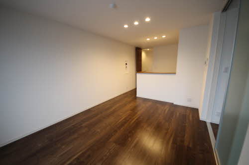 シャーメゾン　イーストコート 0202号-2