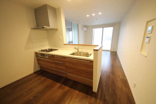 シャーメゾン　イーストコート 0202号-3