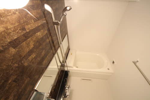 シャーメゾン　イーストコート 0202号-8