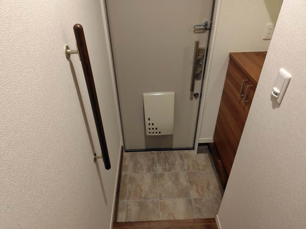 メゾン・デ・ジュネス 0201号-10