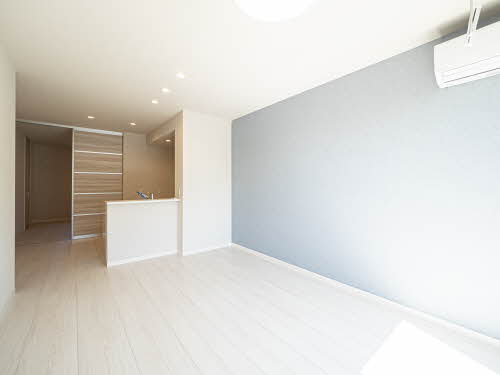 シャーメゾン岩倉 0103号-3