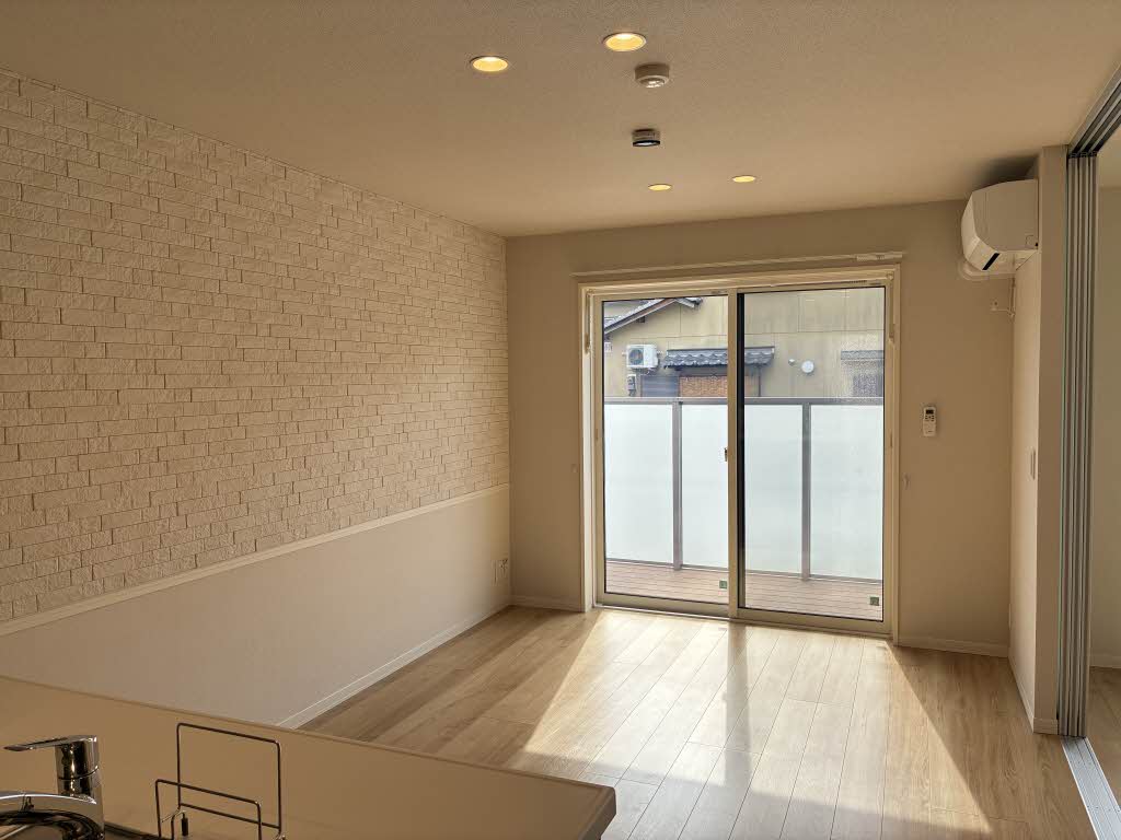 シャーメゾン　光 0102号-3