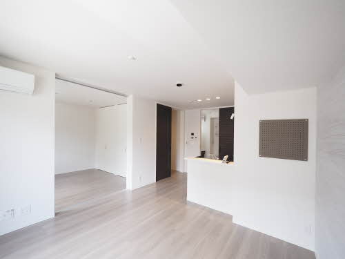 コンフォーザ下戸田 0102号-2