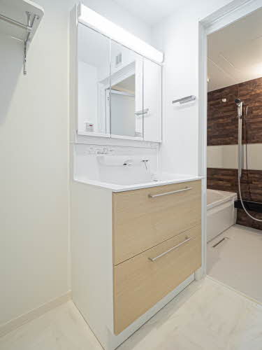 シャーメゾン　クレシェンテ甲子園口 0103号-4