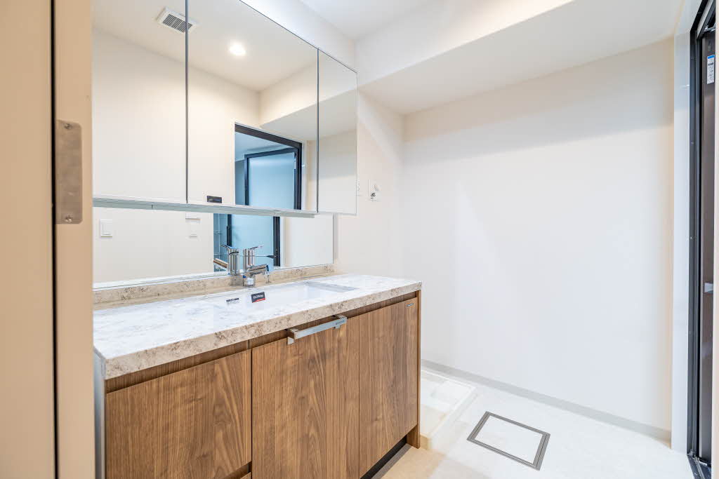 ＴＨＥ　ＷＥＡＶＥ　ＭＩＮＡＭＩ　ＳＥＭＢＡ 0501号-12