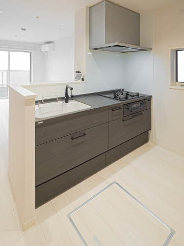 リラフォート江坂 0101号-9