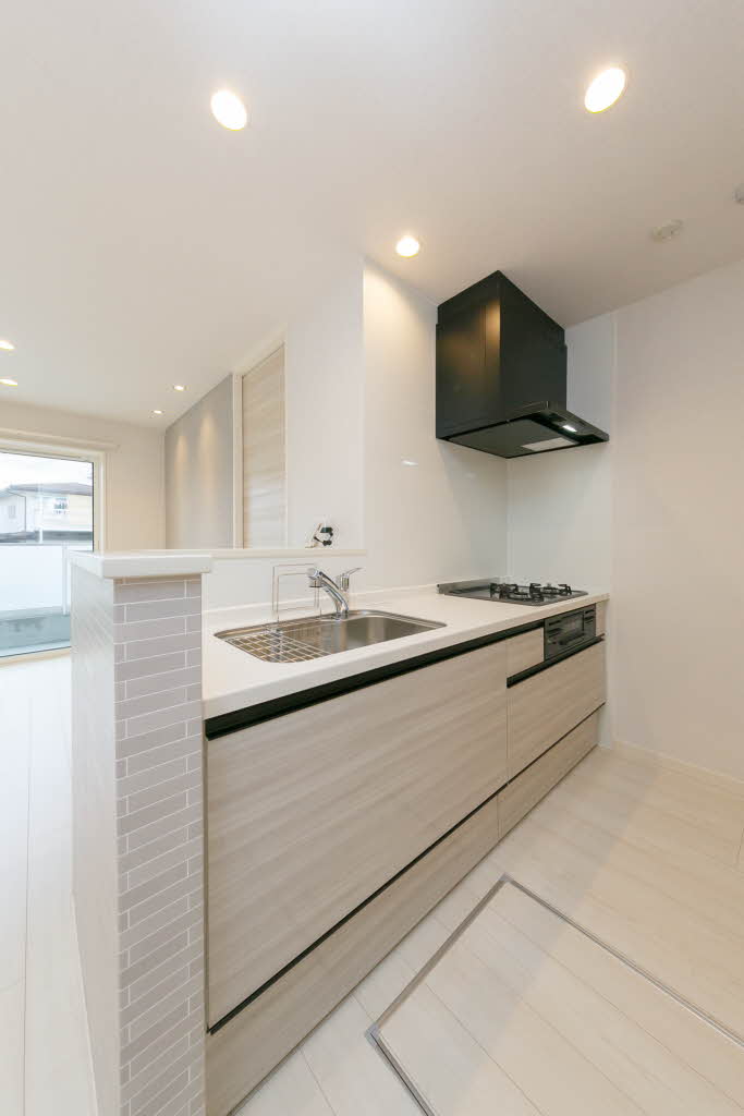 Ａｖａｎｃｅ（アヴァンセ） 0102号-8